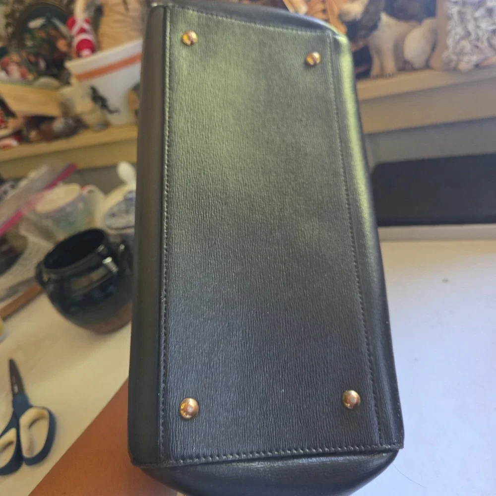 Lauren Ralph Lauren wear strap